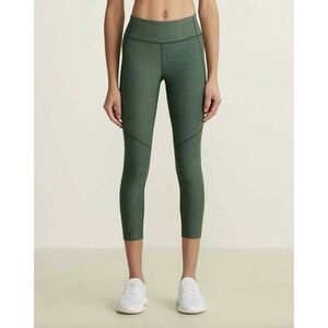 Outdoor Voices • 3/4 Warm-Up Leggings crop Hunter Green compression workout